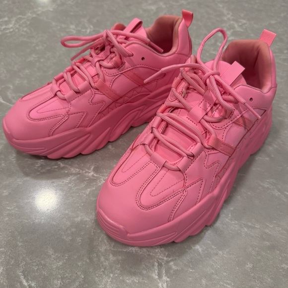 Madden Girl Neon Barbie Pink Chunky Sneakers Size 9.5 Like New Faux Leather - Picture 2 of 8